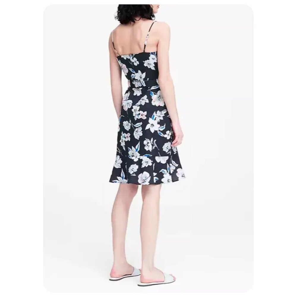 !! Banana Republic Navy Blue Floral Spaghetti Strap Ruffle Dress sz 12 - Picture 2 of 7